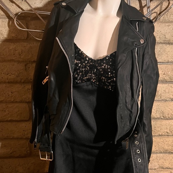 Walter Baker Black Allison Leather Jacket. - Picture 9 of 12